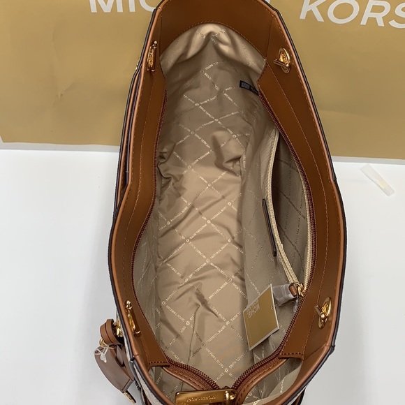 MICHAEL KORS LARGE X CHAIN SHOULDER TOTE BAG LUGGAGE / BROWN MULTI COLOR - Picture 10 of 16